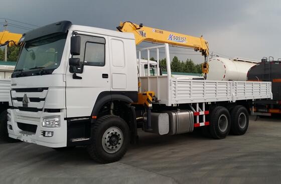Sinotruk HOWO 6x4 10ton folding boom truck mounted crane